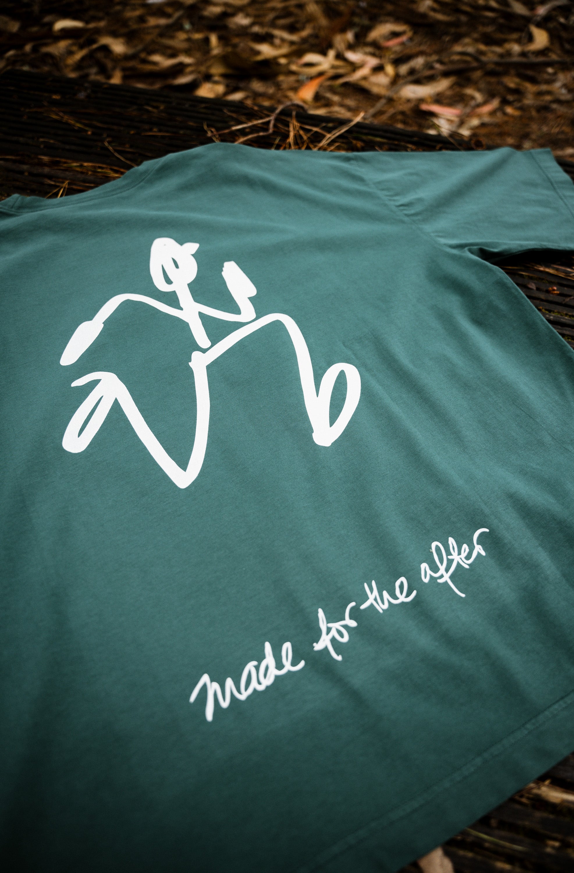 'Savia' premium T-shirt. Loud logo option.
