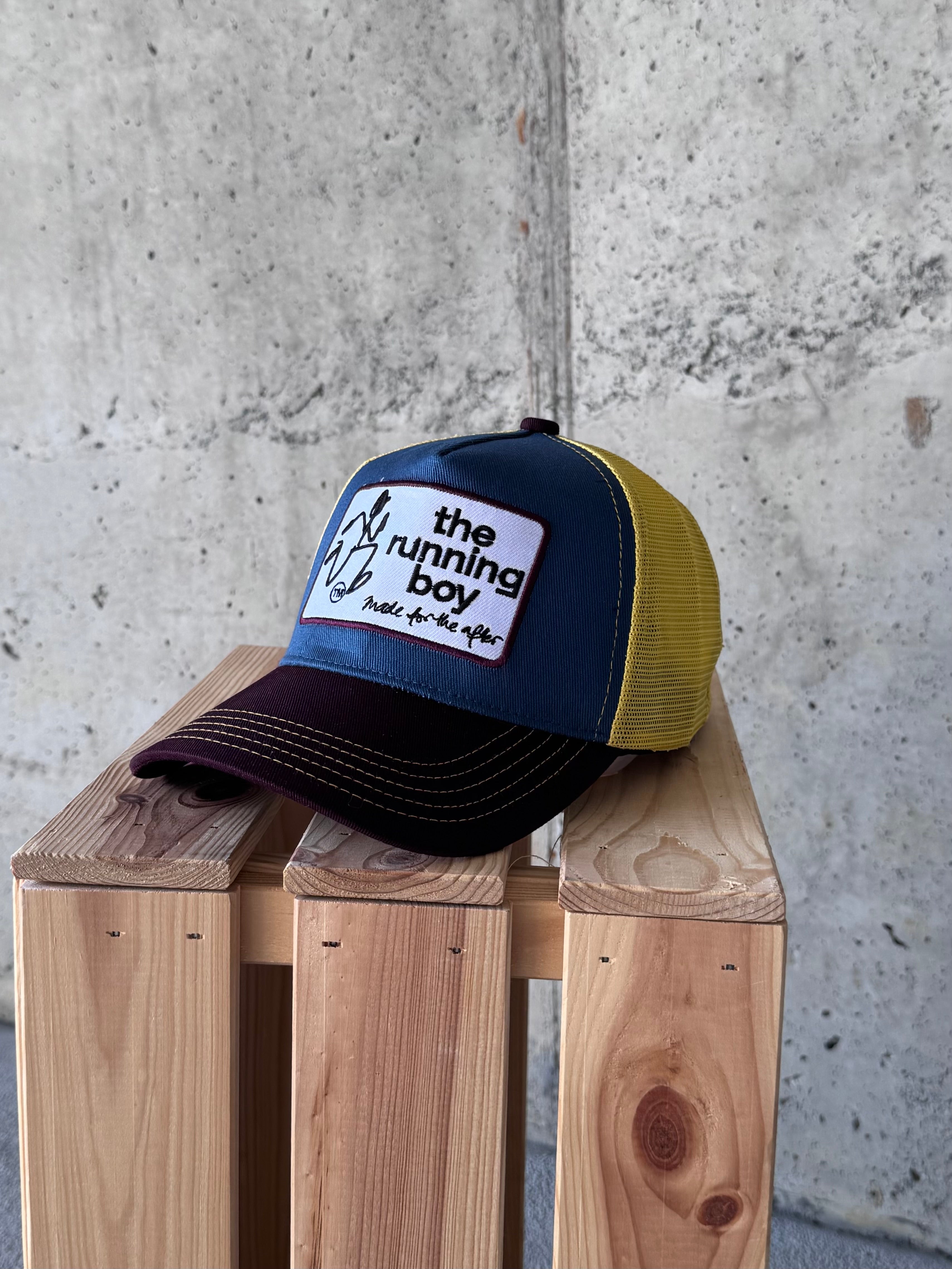 the running boy Trucker Hat. The First One. It's a littel BIG!