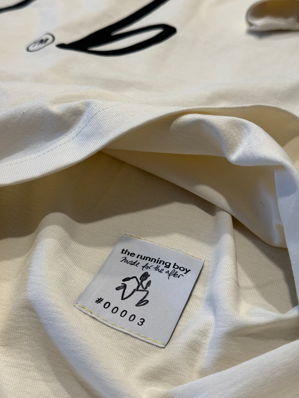 'the running boy' t-shirt Loooose.
